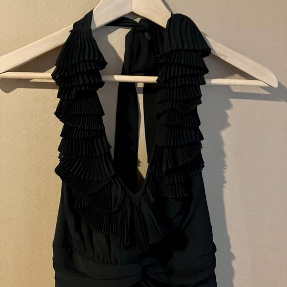 Like New Max and Cleo Size 6 Black Halter Cocktail Dress - Picture 2 of 9